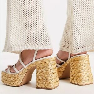 NEW! Steve Madden White Leather Belise Strappy Platform Sandals - Size 9